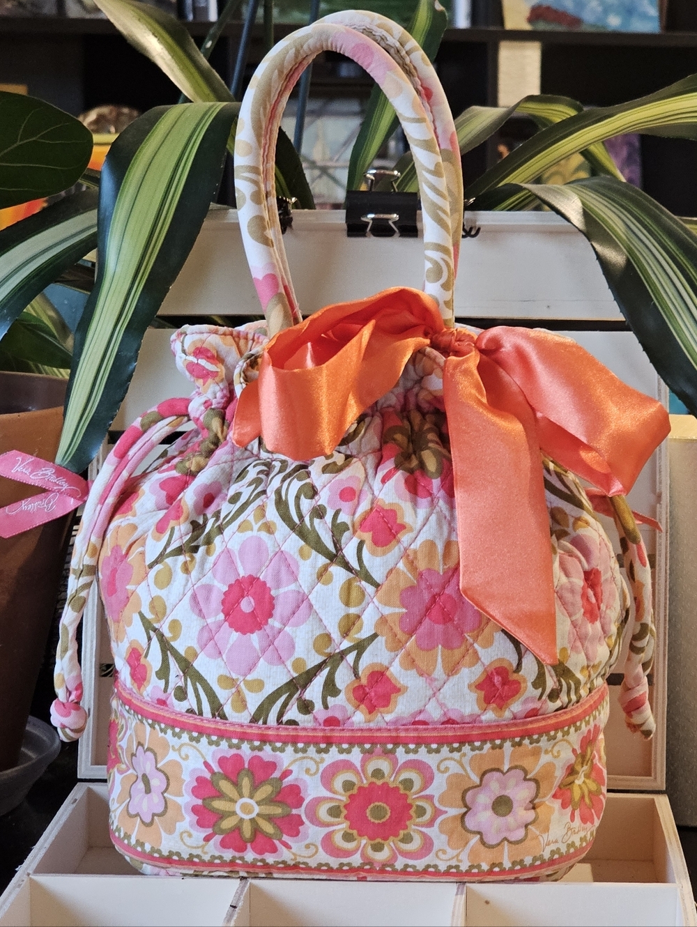 Vera Bradley Floral Quilted Quick Draw "Folkloric" Mini Bucket Bag wTwilly Added